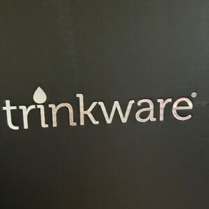 Trinkware Black and Gold Box